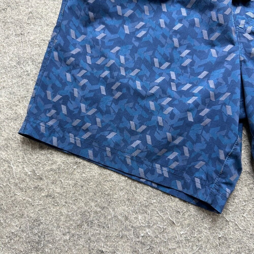 Chubbies Blue Patterned Athletic Shorts With Line… - image 5